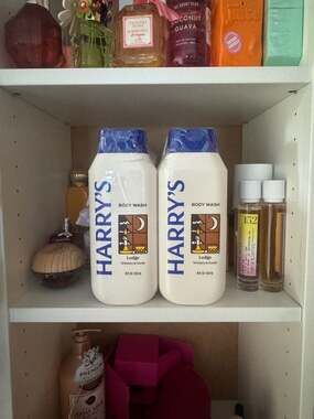 2 Pack Harry's Lodge Whiskey & Suede Body Wash 18 fl oz